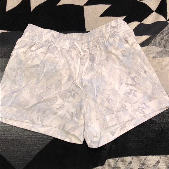 lululemon athletica Pants - Spring Breaker Shorts